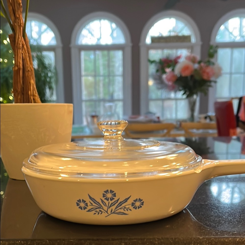 "Cornflower Blue" - 6.5" Menuette Pan/Skillet (P-83-B) with Lid (A-9-C)